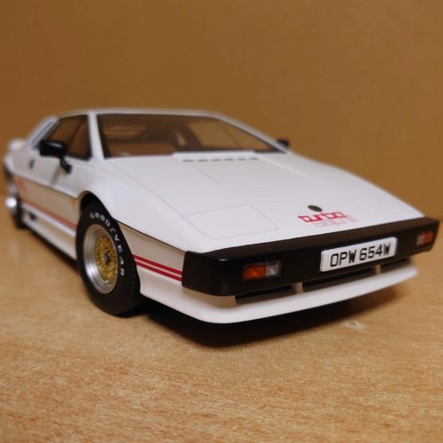 Lotus esprit turbo white - lotus,
