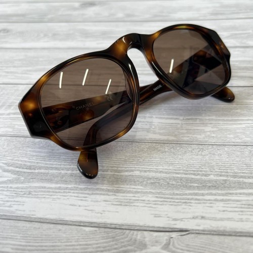 Lunettes soleil chanel - lunettes, de