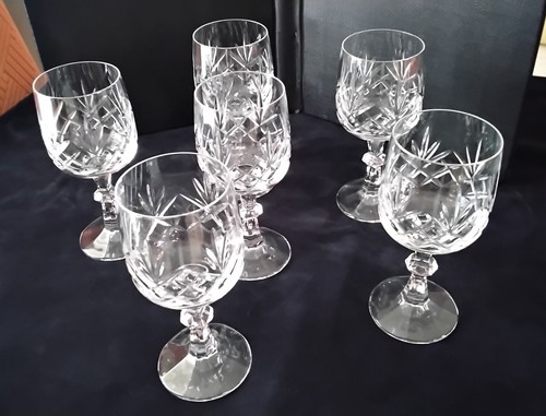 Verres eau ou grands - à,