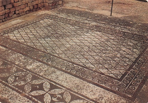 Vaison romaine mosaique - la,