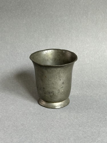 Petite timbale étain vide - petite,