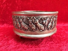 Belle Vieux Coupelle Décorative En Métal Relief Décoré : Lapins