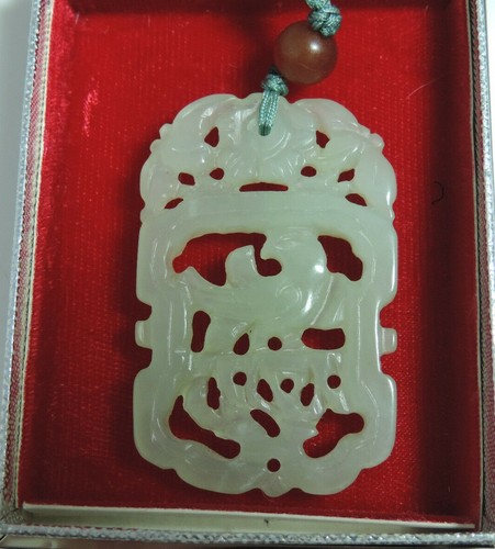 Sculpté jade vert - jade, pierre