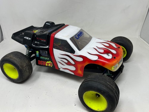 Used vintage team associated - used,