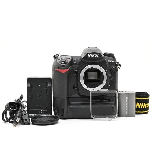 Nikon d200 dslr camera body - nikon,