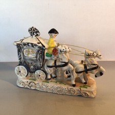 Vtg Wales Horse & Carriage