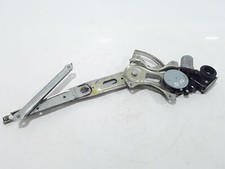 Mecanisme leve-glace avant