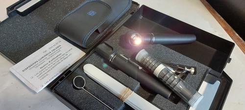 Coffret otoscope tire langue - coffret,