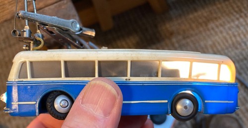 Trolley bus bleu crème 2 - trolley, ho