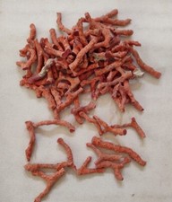 Pierre précieuse brute corail