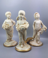Trio De Figurines En Porcelaine D'Art Capodimonte Cesare Villari H 15 Cm