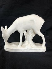 Antique Porcelaine Beau Cerf.