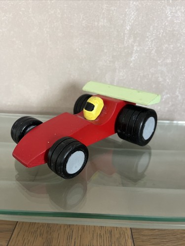 Petite voiture course - petite,