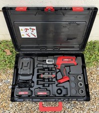 Sertisseuse / Presse à sertir