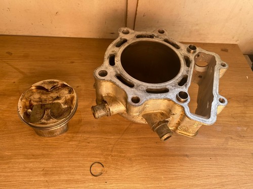 Cylindre piston diametre - un, 76
