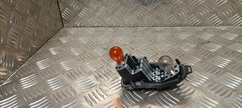 Platine feu arriere droit