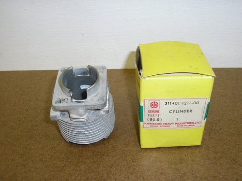 Kawasaki engine cylinder part - kawasaki,