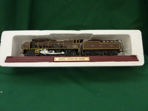 Atlas editions model train - editions,