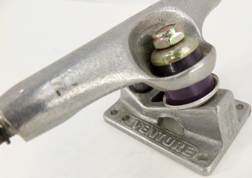 Venture skate skateboard truck - skateboard,