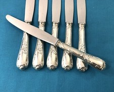 1 grand couteau 24,5 cm