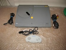 FUJITSU FM TOWNS MARTY 2 CONSOLE JAP IMPORT!