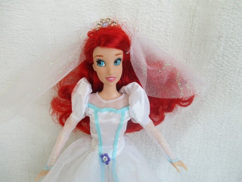 Poupée barbie disney - barbie,