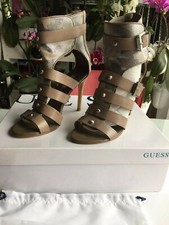 superbes chaussures Guess taille 37 comme neuves 