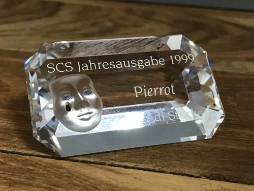 Figurine swarovski bouclier - figurine,