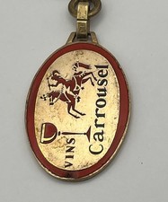 Porte Clé - AUGIS - VIN CARROUSEL / Emaillé / Boisson, Vintage Key Ring 1960s