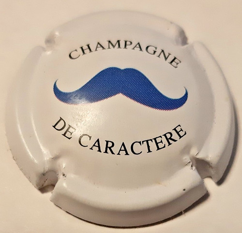Capsule champagne de - de,