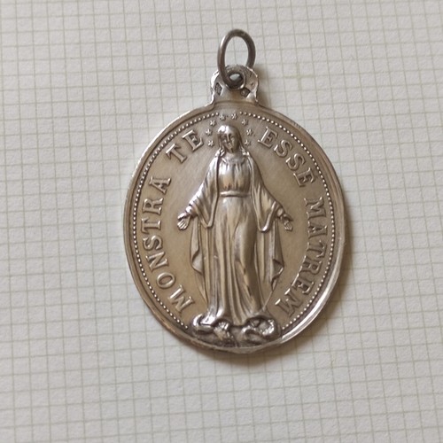 Grand pendentif médaille - grand,