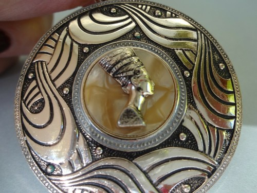 Pendentif rond tête femme - rond,tÊte,