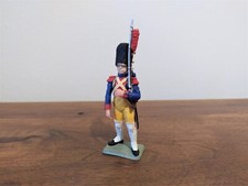 STARLUX PLASTIQUE 1ER EMPIRE NAPOLÉON - GENDARME A PIED GRANDE TENUE 1805-1806