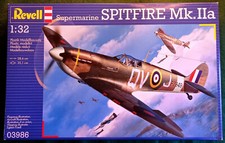 SPITFIRE 1/32e - REVELL - modèle Mk.IIa - à monter - boîte neuve
