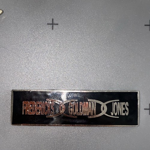 Pin pins promo merchandising - pins,