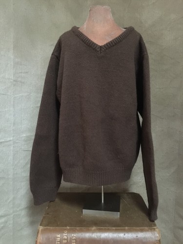 100 wool neck - v-neck, sweater