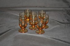 Lot de 8 Verres à liqueur ancien  - ambre