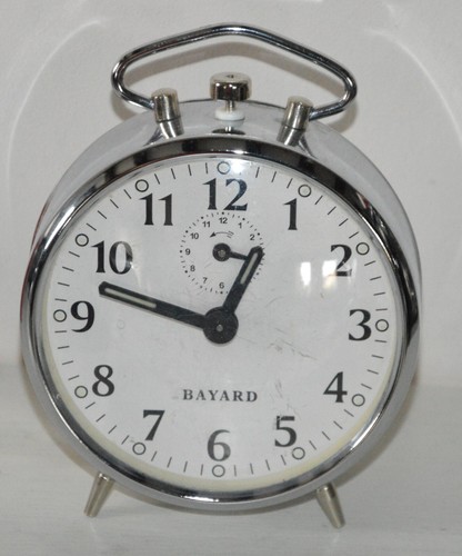 Réveil mécanique horloge