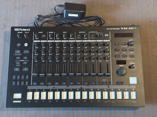 Roland rhythm performer - roland,