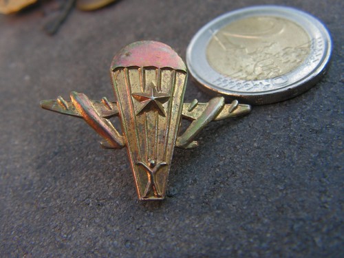 Pins insigne reduction - pins,