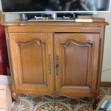 Petit meuble télévision bois massif plateau tournant