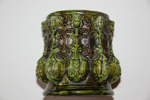 Céramique verte vernissée