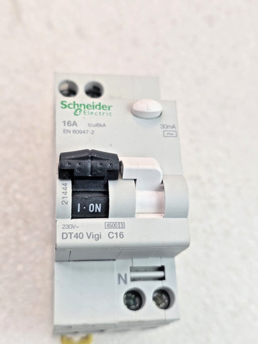 Schneider 21444 dt40 - 21444, vigi