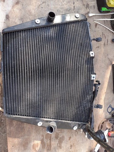 Radiateur sc57 cbr 1000 - ,