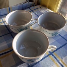 Lot de six tasses à café
