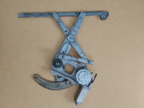 Moteur leve vitre - leve, nissan