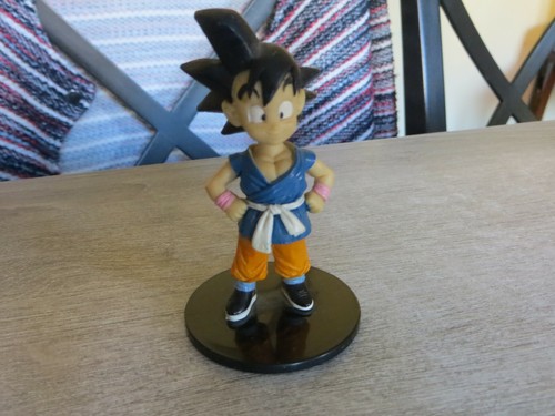 Figurine dragon ball gt - ball, z,gt
