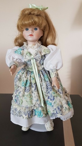 Poupee collection en - poupee,