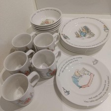 Ensemble de 17 pièces