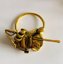 Serrre passe foulard vintage métal doré selle cheval épée